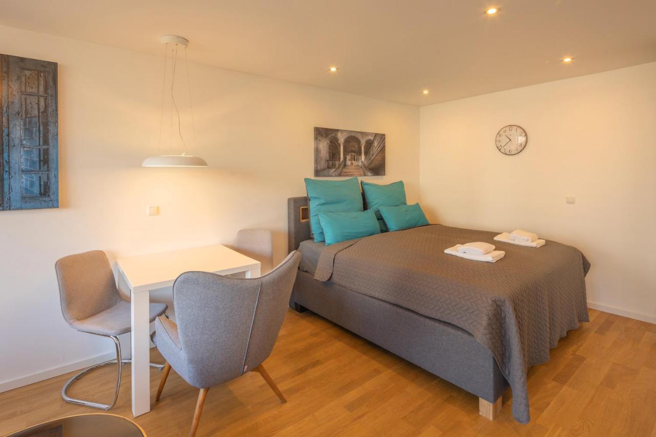 Sweethome - Business Mit Kuche Und Balkon Apartment München